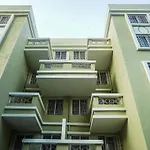 Treebo Luxe Suite, Shivaji Nagar