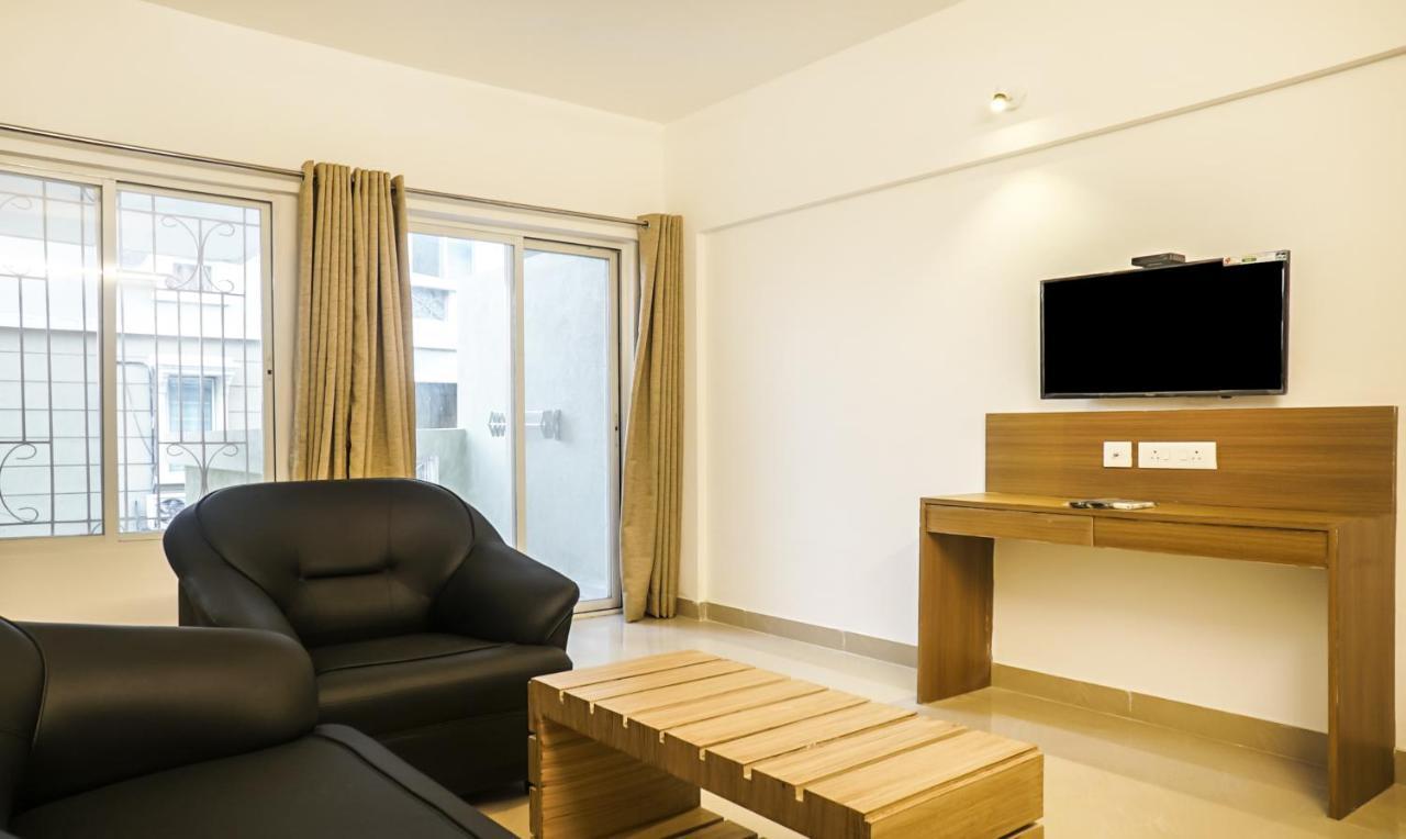 Hotel Treebo Luxe Suite, Shivaji Nagar