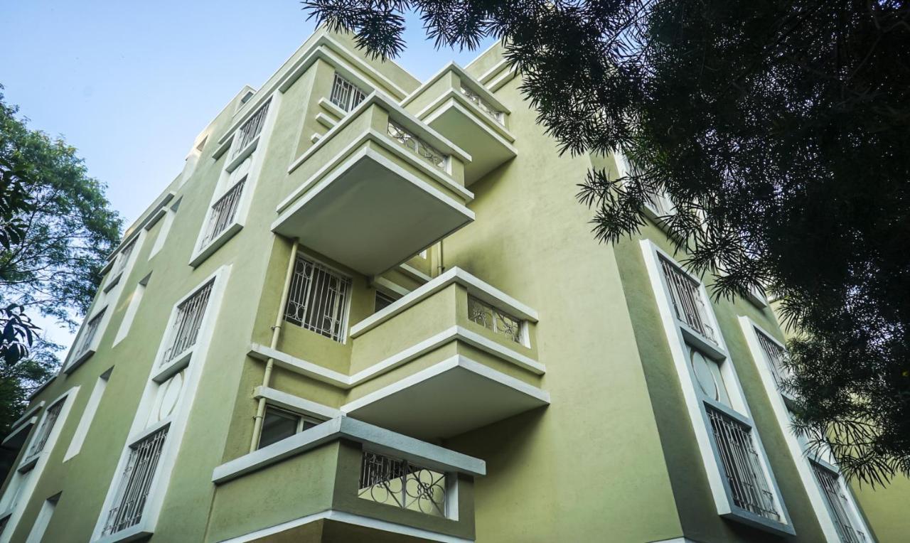 Treebo Luxe Suite, Shivaji Nagar 3*