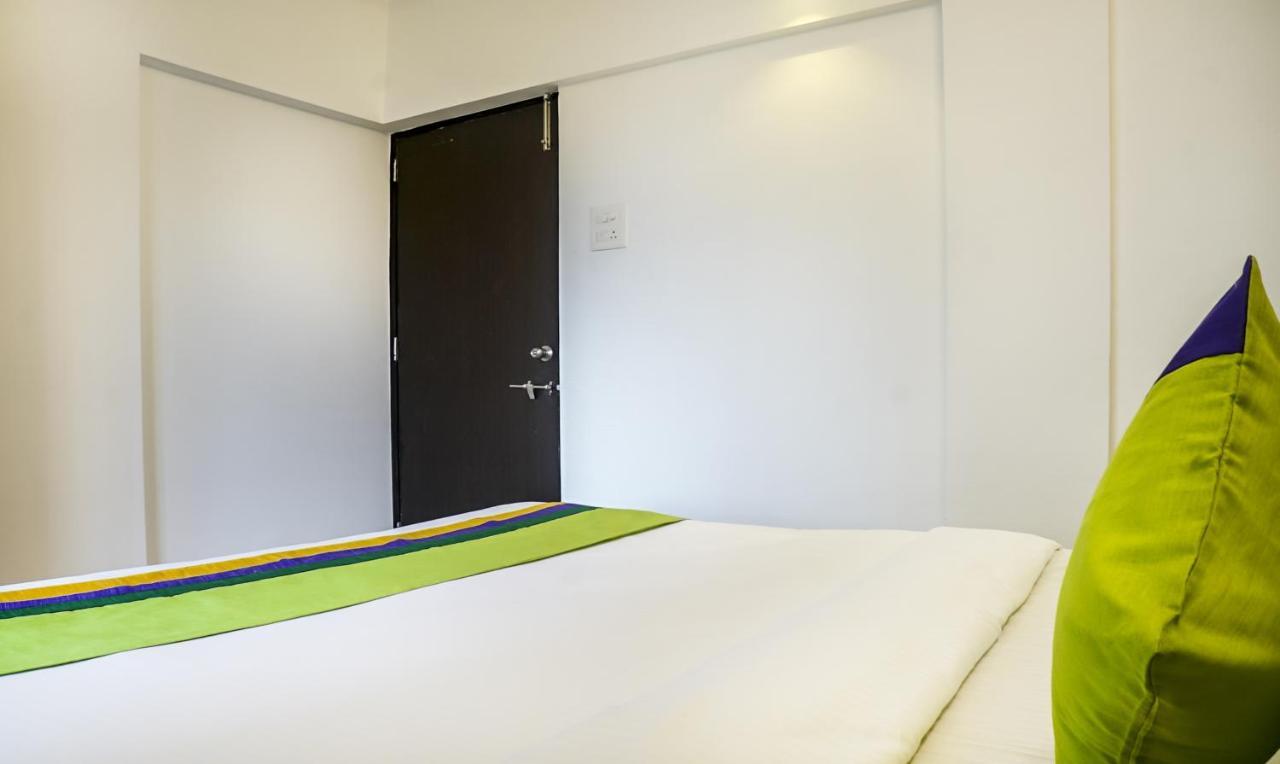 Treebo Luxe Suite, Shivaji Nagar 3*