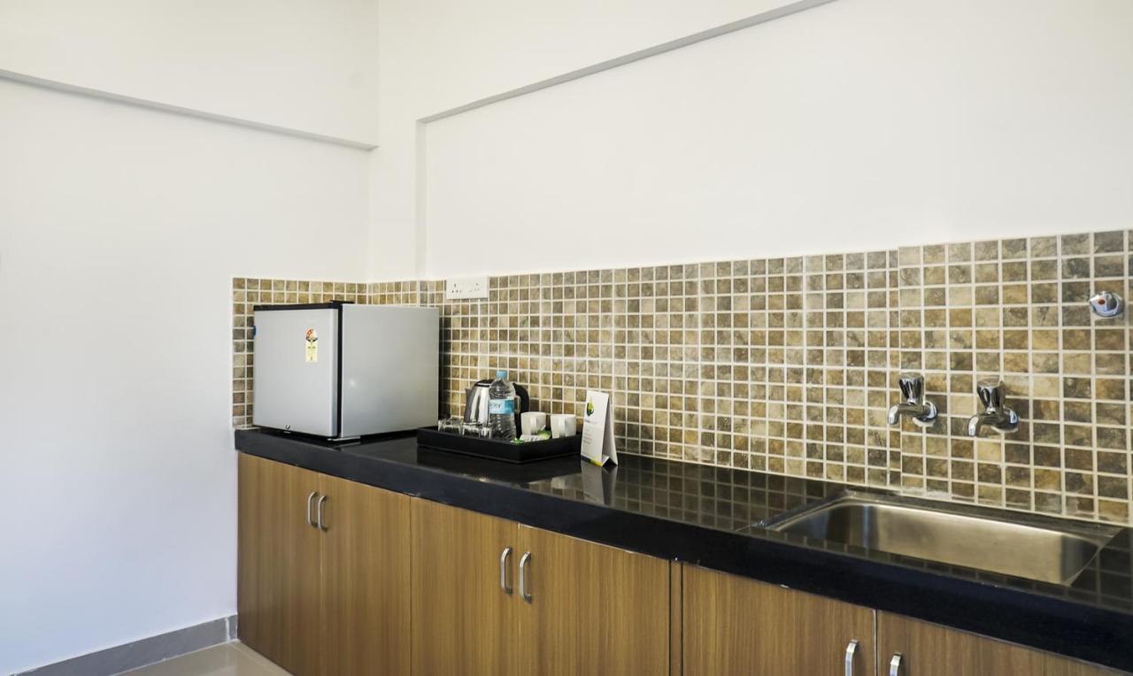 Hotel Treebo Luxe Suite, Shivaji Nagar