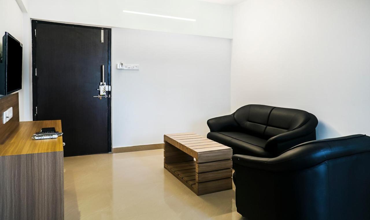 Treebo Luxe Suite, Shivaji Nagar Pune
